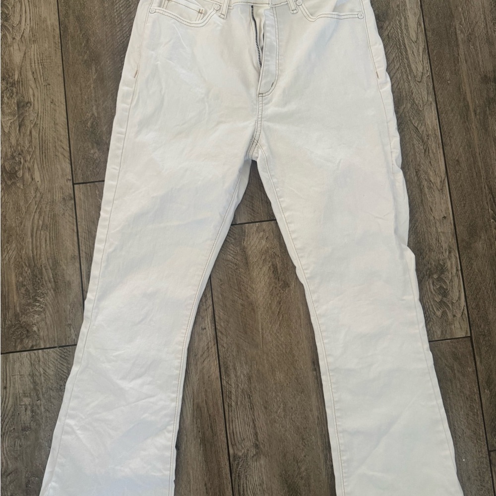 LOFT White Kick Crop Jeans size 2/26